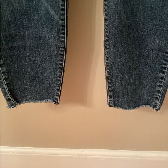 LEVI'S SIZE 18W WEDGIE BUTTON FLY BLUE JEANS - Picture 4 of 8